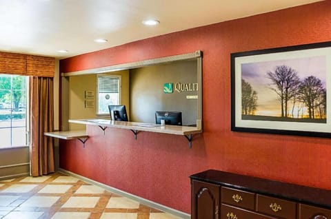 Quality Inn Hotel in Vicksburg