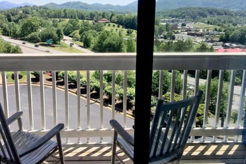 Econo Lodge Hotel in Waynesville