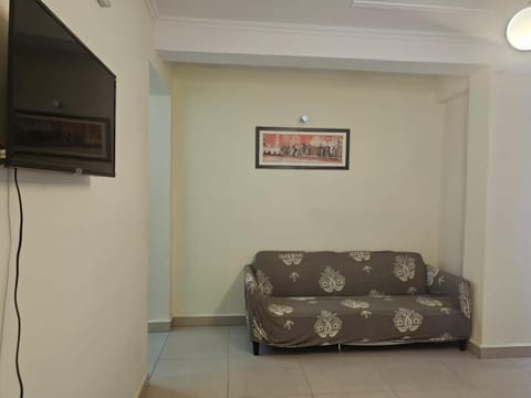 3 BHK in Krishna Nagar Lucknow LKO 202R Apartment in Lucknow