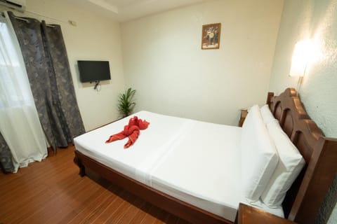 Casañas Suites Hotel in Puerto Princesa
