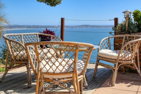 Patio, View (from property/room), Dining area, Sea view