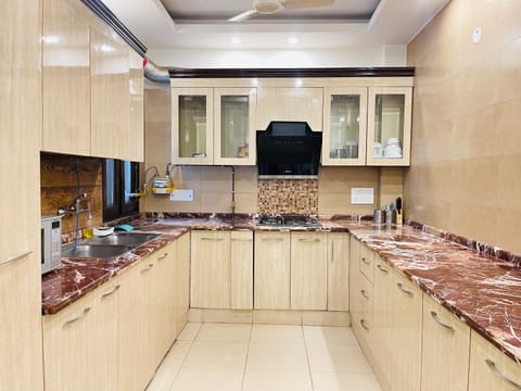 BedChambers Serviced Apartments South Extension Apartment hotel in New Delhi