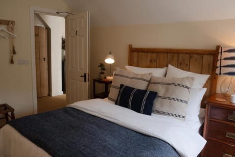 The Saxon Inn Bed and Breakfast in North Dorset District