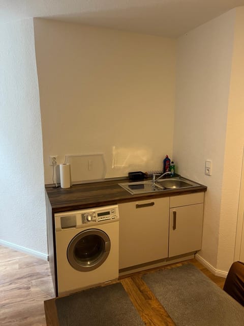 MD-1 Heidestraße-Zentrumsnah-2 Schlafzimmer-Voll Ausgestattet Apartment in Magdeburg