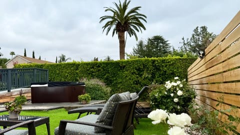 Mins To Pasadena Charm & Rose Bowl House in Altadena