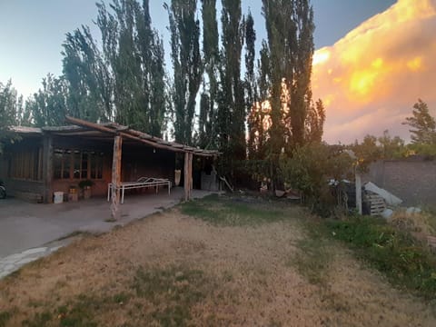 Casa de Campo Lorenza II House in San Juan Province, Argentina