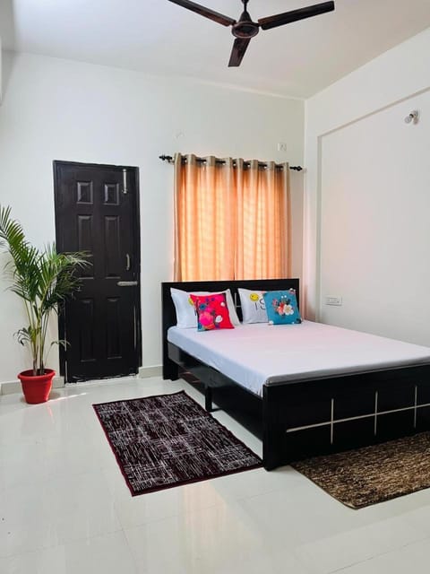 Shigaur Homes -Lovely 2BHK with Balcony Near Wipro Sarjapur Road Condo in Bengaluru