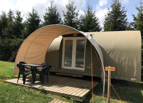 Camping Porte des Vosges Campground/ 
RV Resort in Vosges