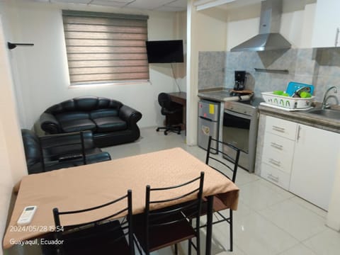 Kitchen or kitchenette, Living room, Dining area