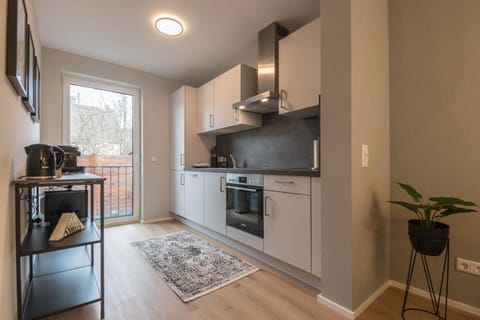 Kitchen or kitchenette, Dining area, dishwasher, minibar, oven, pet friendly, stove