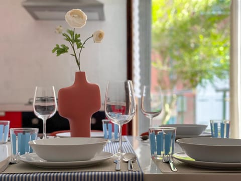 Restaurant/places to eat, Banquet/Function facilities, Dining area, Alcoholic drinks