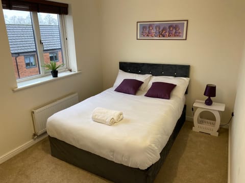 Beautiful Home in Wolverhampton! Vacation rental in Wolverhampton