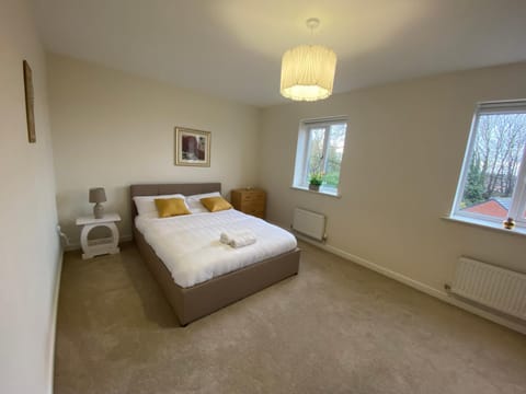 Beautiful Home in Wolverhampton! Vacation rental in Wolverhampton