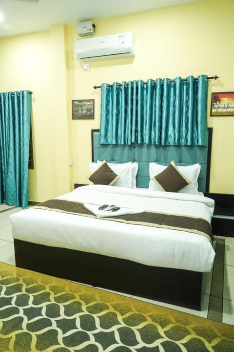 Hotel Sea View inn Bed and Breakfast in Vypin