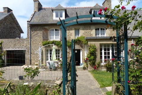 Inner courtyard view