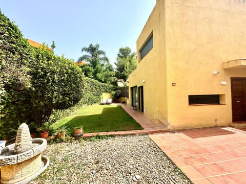 Property building, Garden