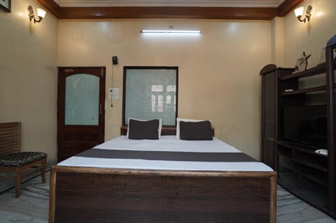 hotel banaras darbar Bed and Breakfast in Varanasi