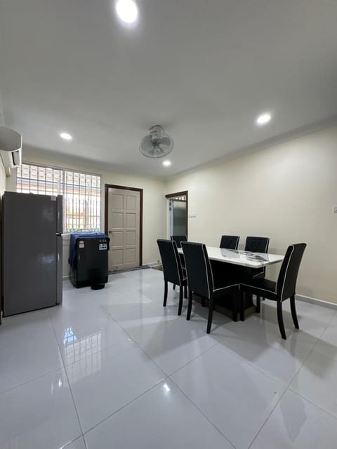 Dining area, air conditioner