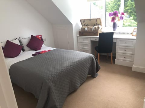 Luxury retreat with extensive leisure facilities Apartment in High Wycombe