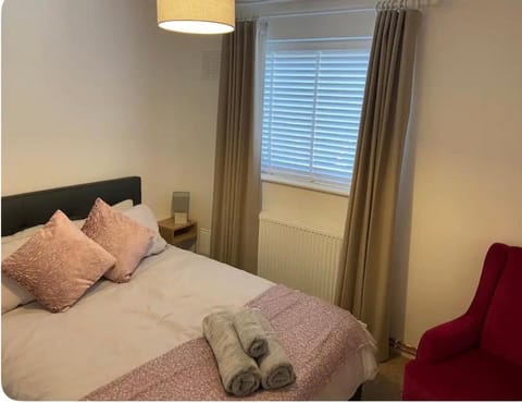 One bedroom ground floor flat central Chichester Apartment in Chichester