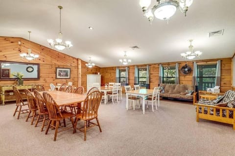 Large Private Douglas Lake Lodge- 8 bedrooms and 6 bathrooms on 12 acres with a dock -sleeps up to 35 House in Douglas Lake
