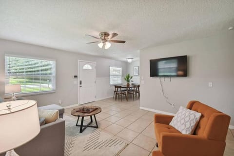 Comfortable Home in Dade City! Maison in Dade City