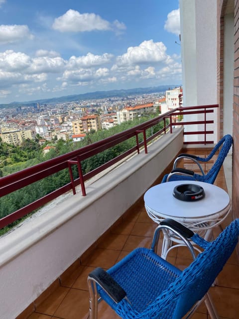 Sunny Home overlooking Tirana Apartment in Tirana