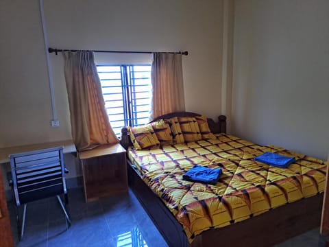 Coplestone Guest house Bed and Breakfast in Sihanoukville