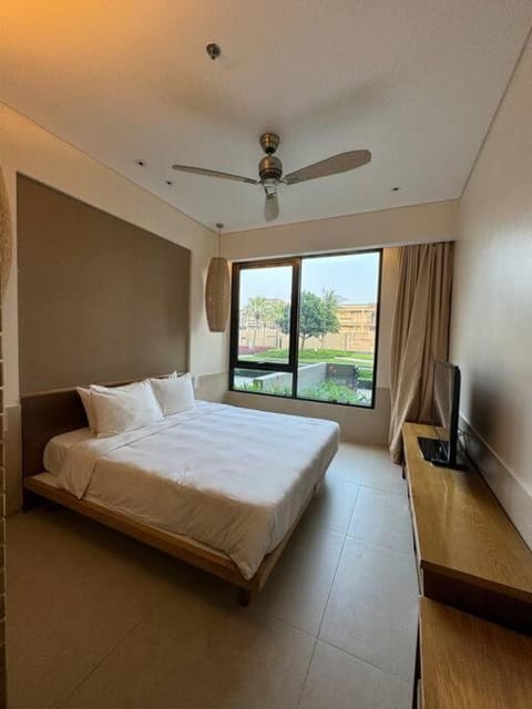 Cozy one bedroom apt in resort Condo in Hoa Hai