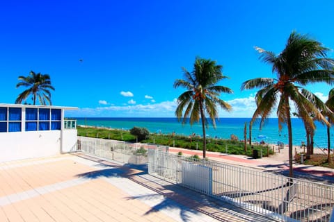 Miami Beach Apartments by MiaRentals Condo in Miami Beach