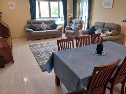 Costa Blanca Villa With Private Pool and Aircon Villa in Marina Alta