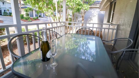 Oystercatcher at Raffertys Resort- family villa Haus in Lake Macquarie
