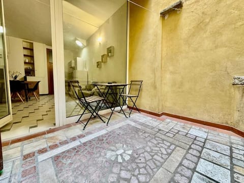 Lion Home - Appartamento piano terra in piazza Condo in Faenza