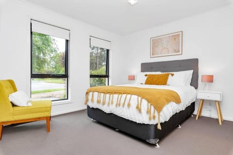 Entire home in Mount Barker Haus in Mount Barker