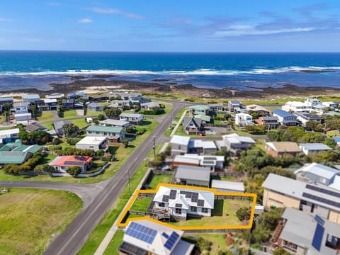 Bird's eye view, Street view