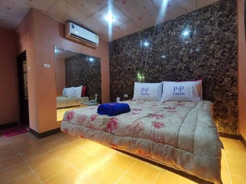 OYO 75483 PP Resort Suwintawong Hotel in Bangkok