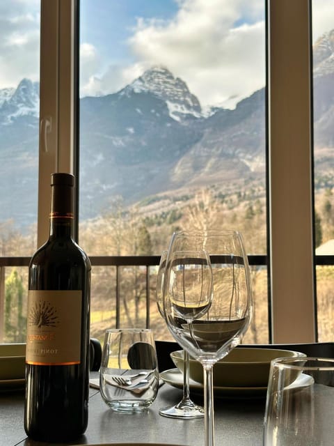 Natural landscape, Dining area, Mountain view