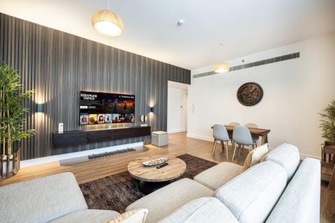 Communal lounge/ TV room, TV and multimedia, Living room