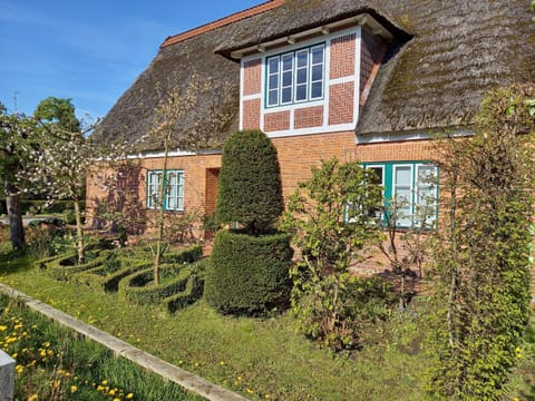 Ferienwohnung Blütenpracht Jork Apartment in Schleswig-Holstein