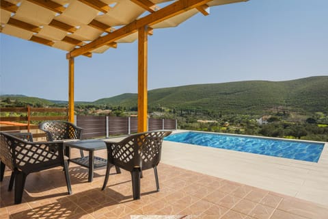 Natural landscape, Mountain view, Pool view, Swimming pool