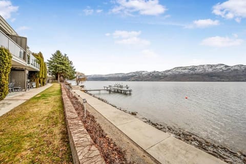 Beach, Beach, Lake view, Mountain view, River view