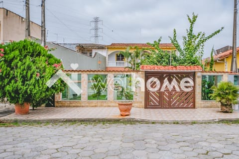 Casa com piscina a 10 min da Praia de Itanhaém House in Itanhaém