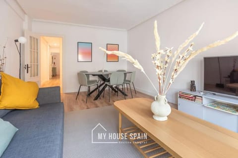 MyHouseSpain - Nuevo apartamento junto a la playa Apartment in Gijón