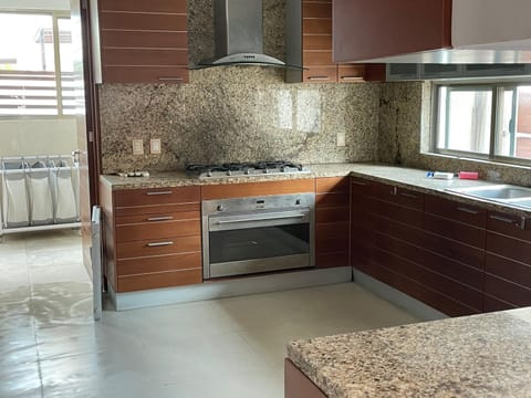 Kitchen or kitchenette, minibar, pet friendly