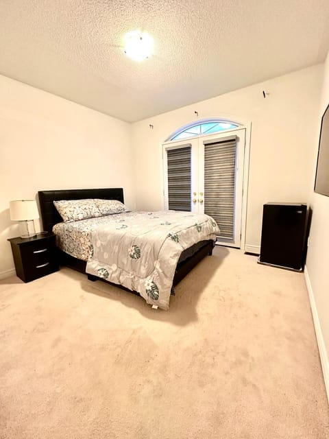 Bellhaven Beautiful Home Vacation rental in Brampton