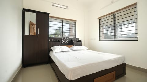Medi Home Group Bed and Breakfast in Vypin