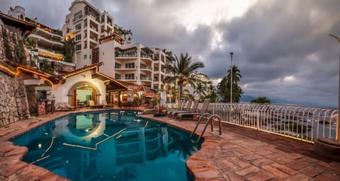 Balcony/Terrace, Swimming pool