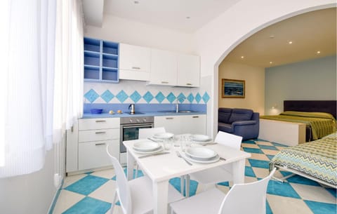 Stunning Apartment In Deiva Marina With Wifi Apartment in Framura