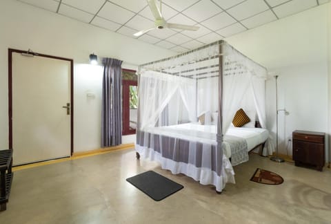 The Hideout Sigiriya Villa in Dambulla