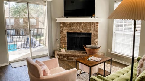 Living room, Pool view, Swimming pool